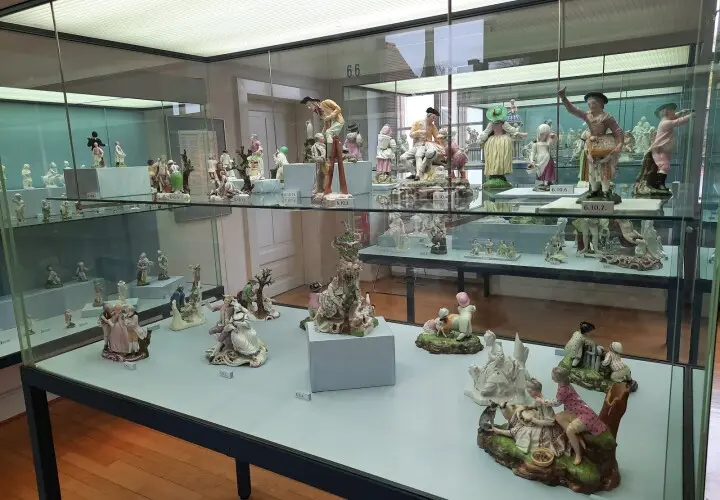 Porzellan Museum Frankfurt im Kronberger Haus