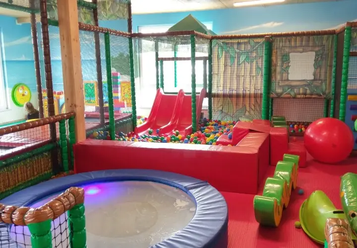 Kibungu Indoor-Spielparadies in WURMBERG