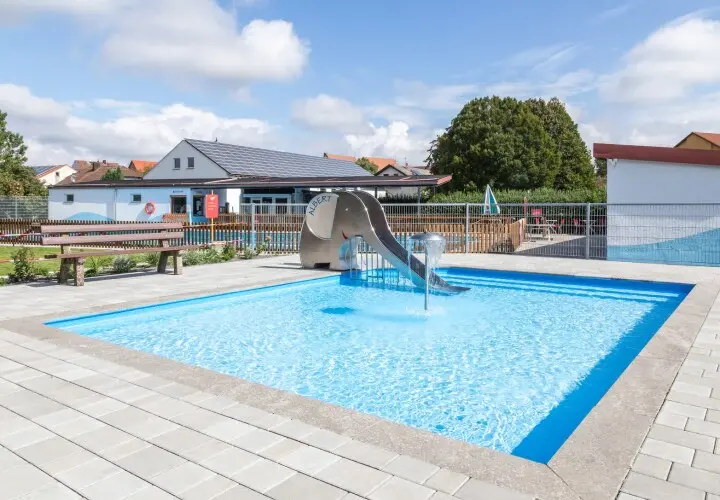 Schwimmbad Albertshausen