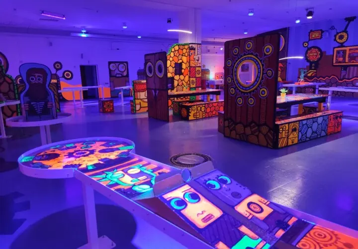 Schwarzlichtfabrik 3D Minigolf Würzburg