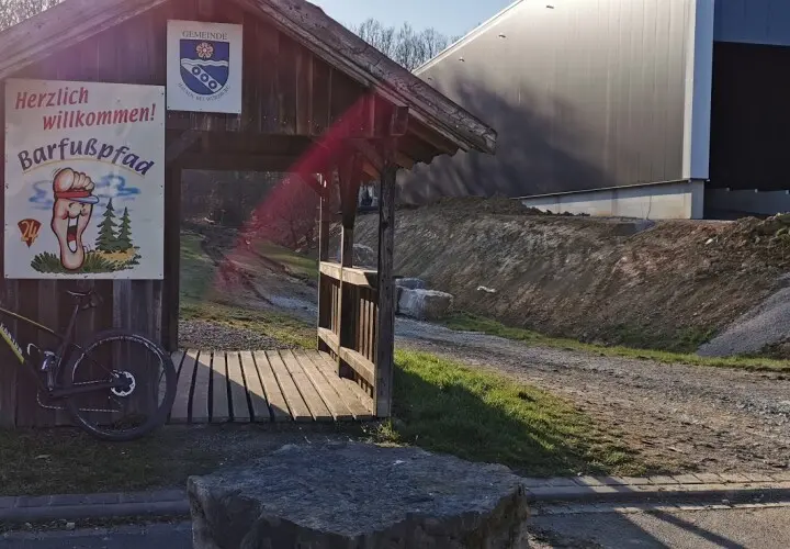 Barfußpfad Gramschatzer Wald
