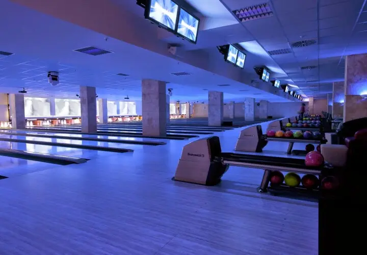 Blu Bowl Bowling