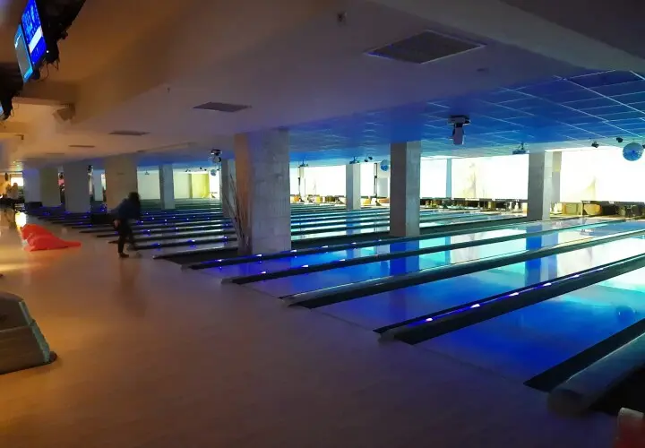 Blu Bowl Bowling