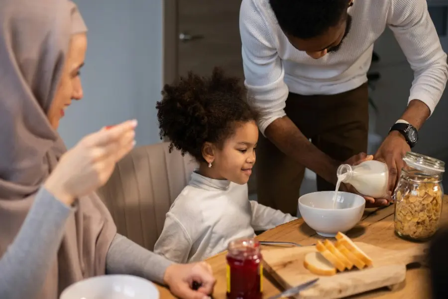 Muslimischer Fastenmonat Ramadan mit Kindern - Tipps und Ideen für das gemeinsame Erleben
