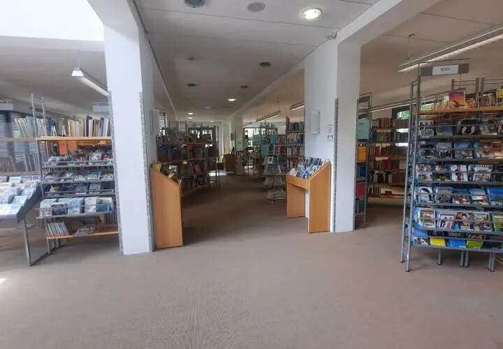Kreis- u. Stadtbibliothek am MMG Vilsbiburg