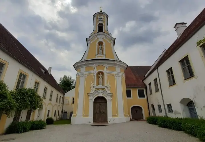 Schloss Neufraunhofen