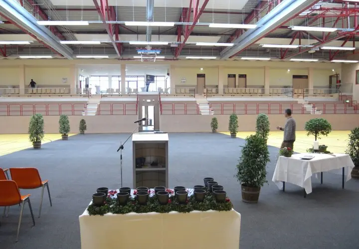 3-Feld-Sporthalle des ETSV09