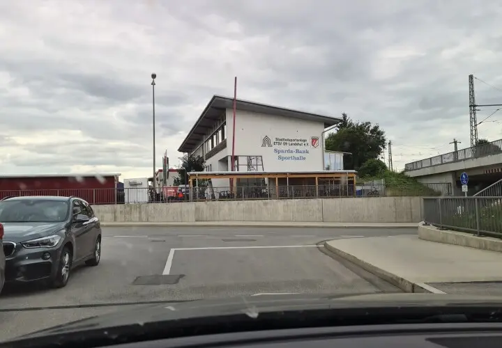 3-Feld-Sporthalle des ETSV09