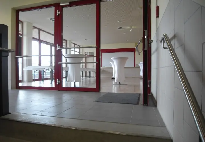 3-Feld-Sporthalle des ETSV09