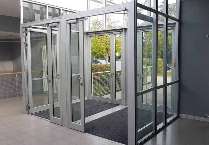 Mehrzweckhalle